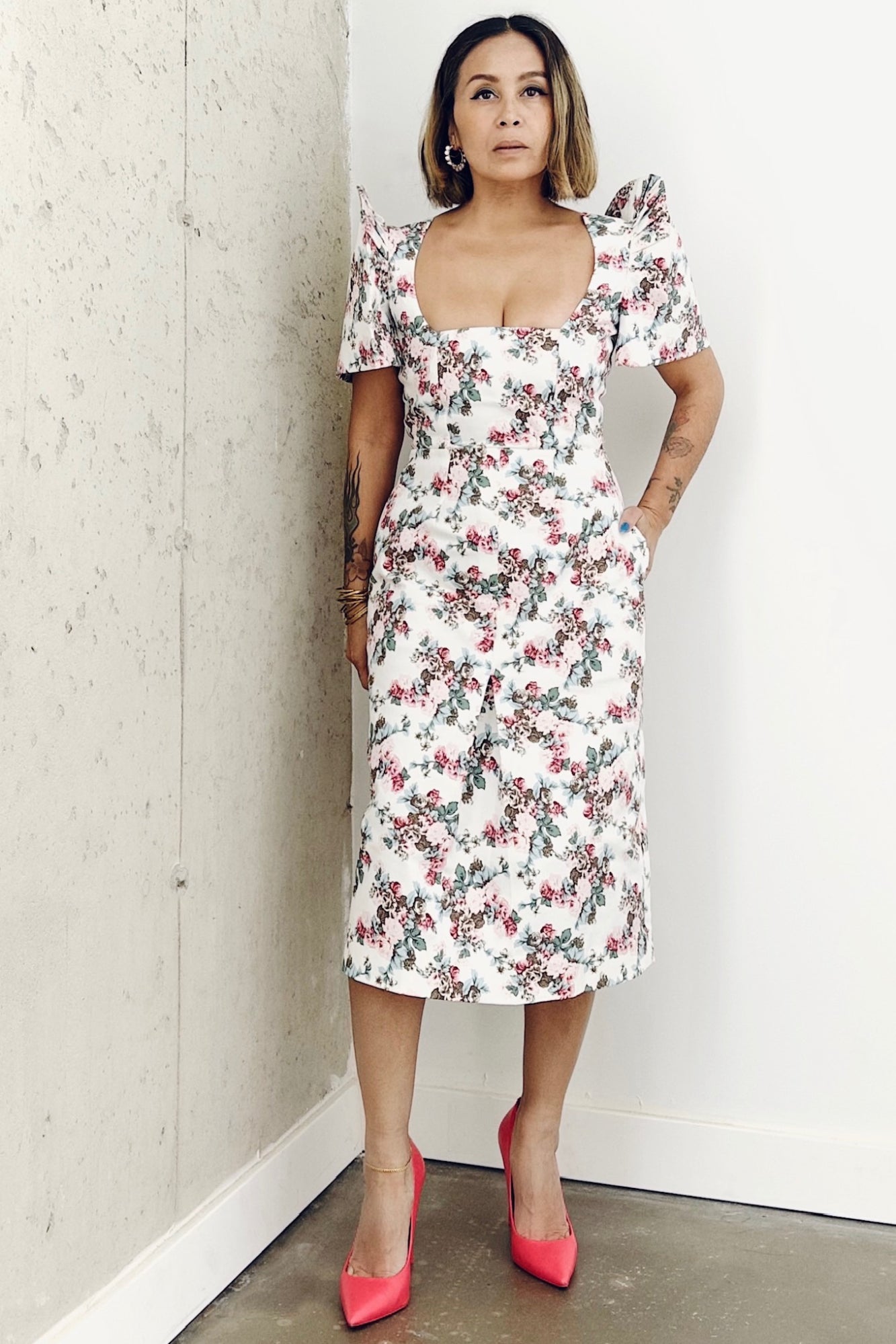 Sheath Terno Dress with Curved Neckline (Floral Twill)