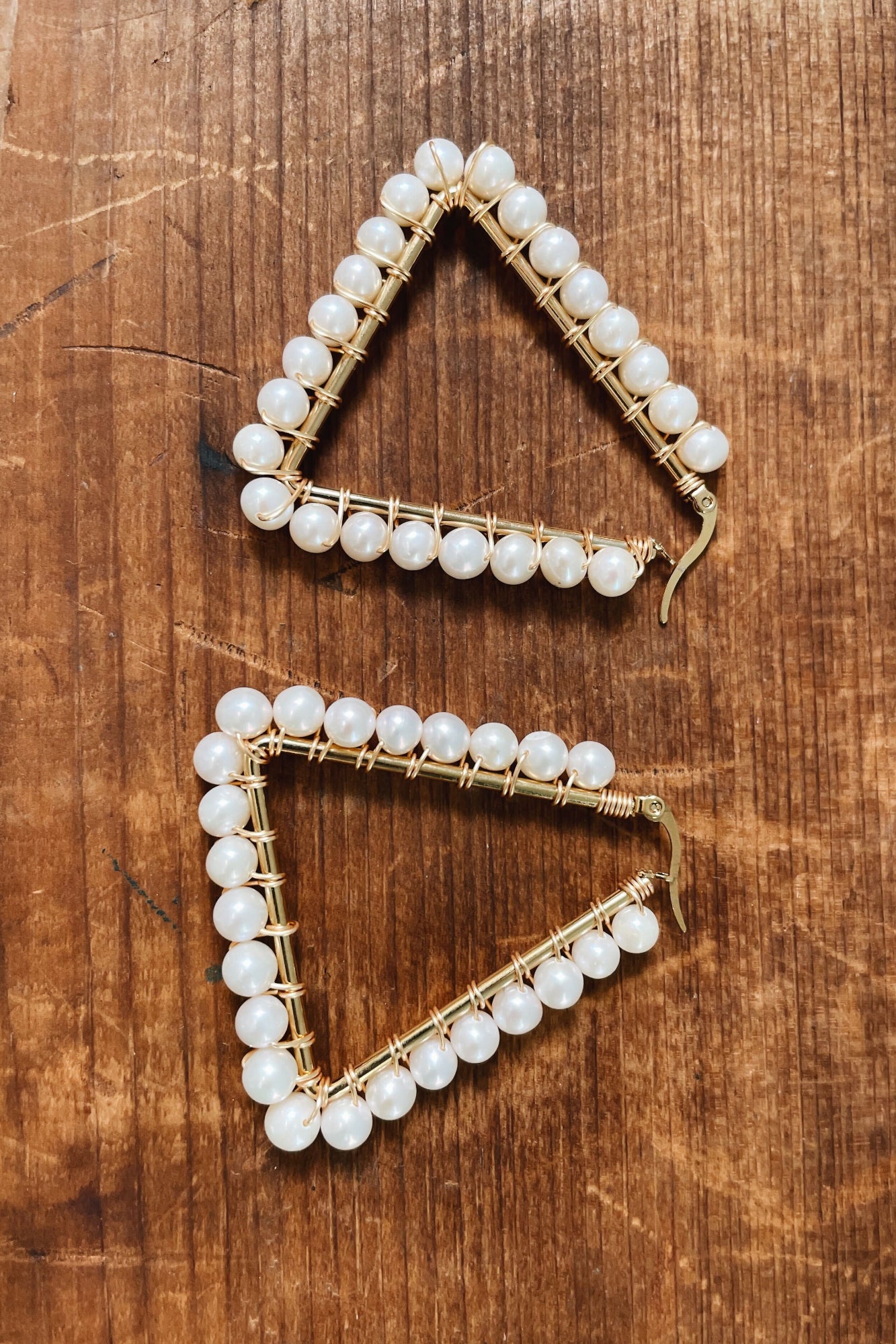 Freshwater Palawan Pearl Triangle Hoop Earrings (1.5”x 2”)