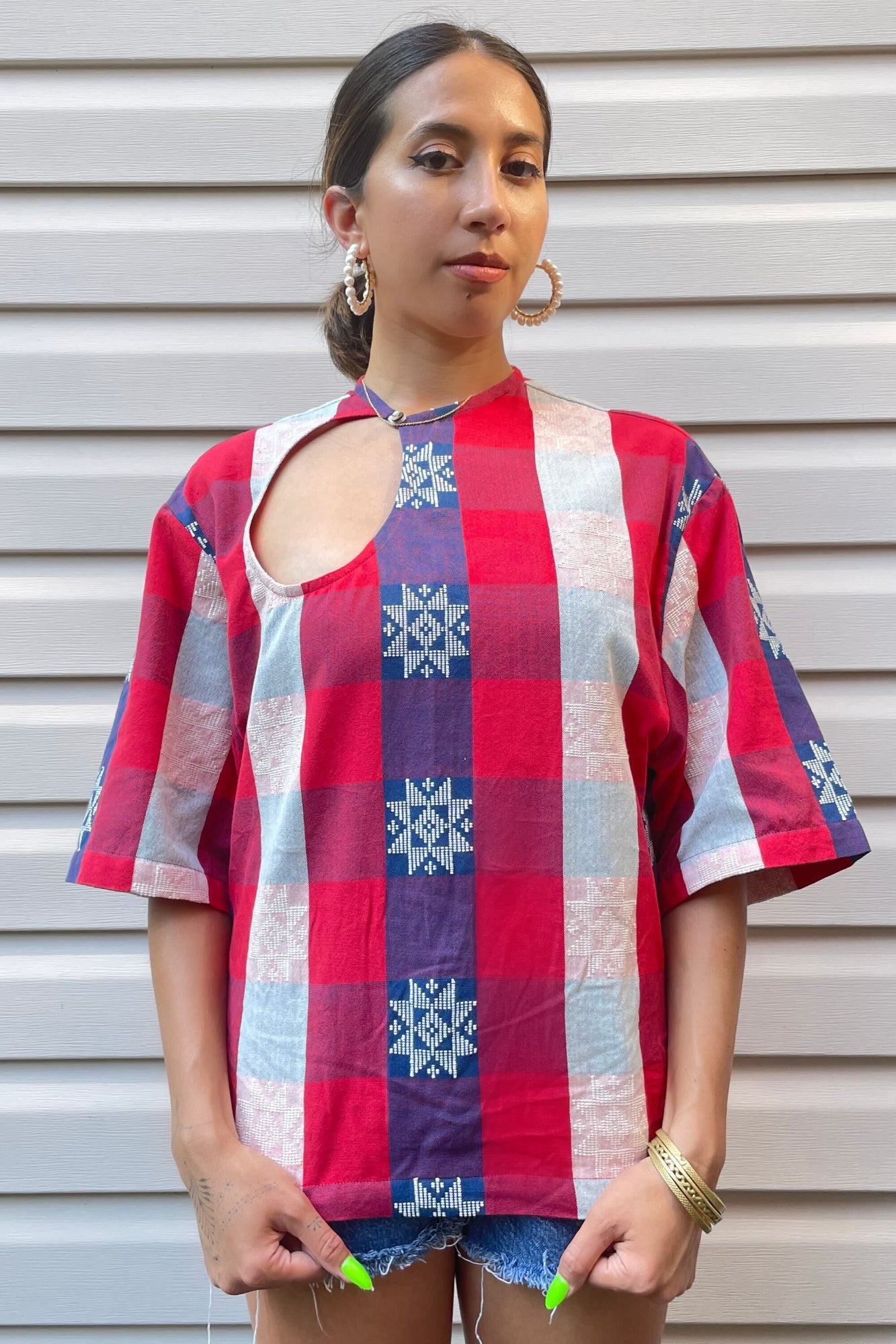 Oversized Inaul Cut-Out Shirt (Tala)