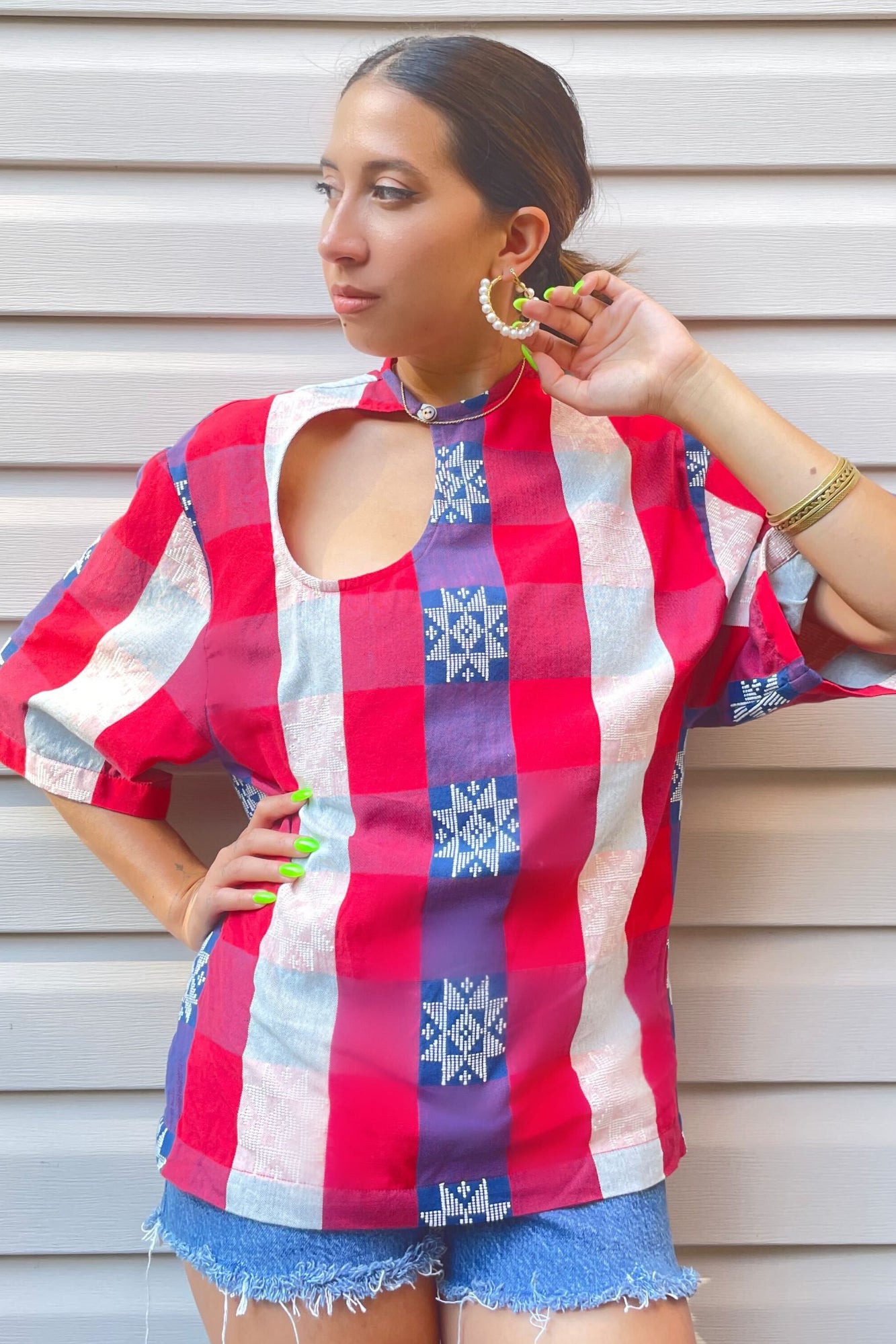 Oversized Inaul Cut-Out Shirt (Tala)