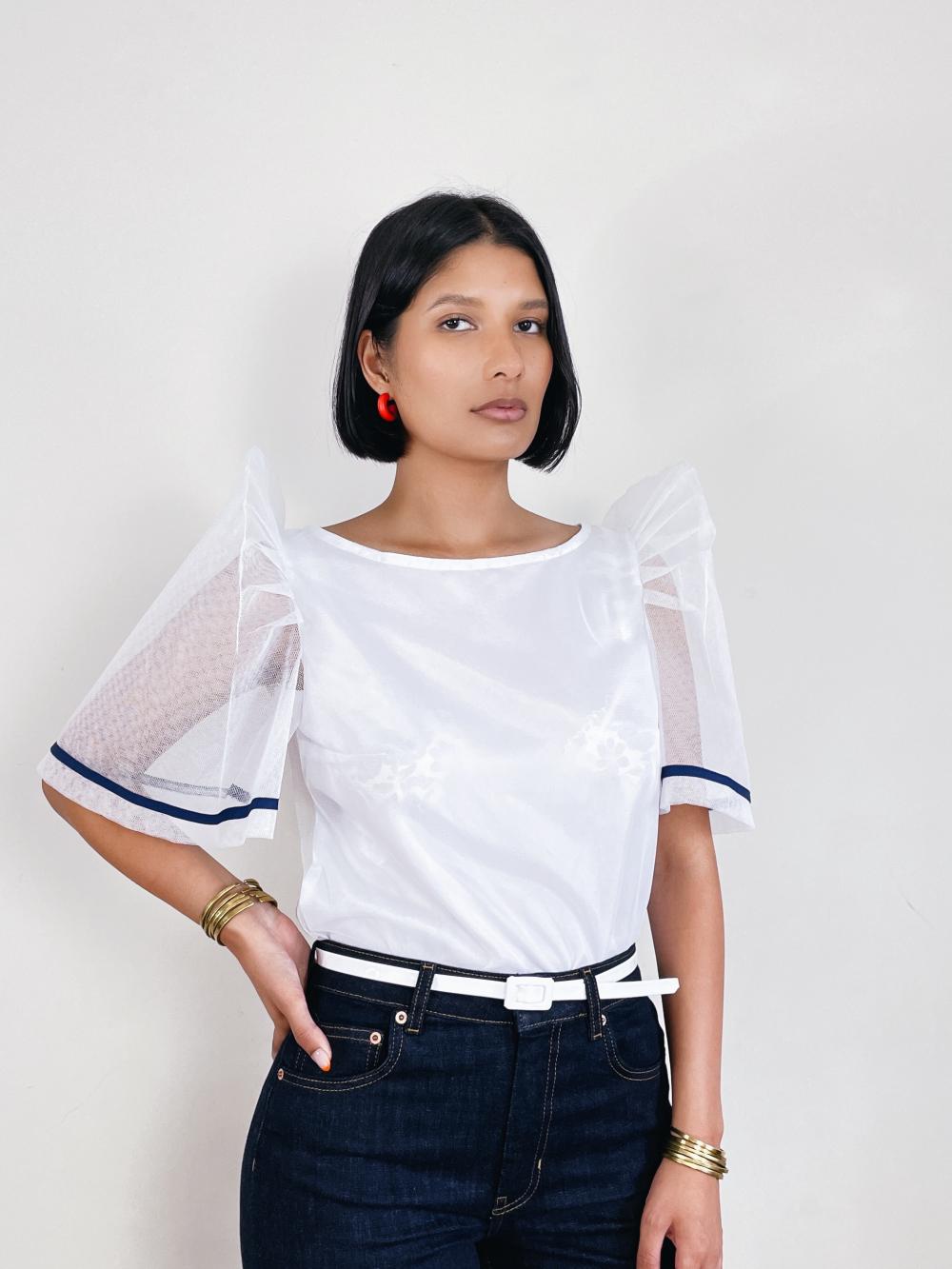 VINTA Tulle Camisa White with Navy Piping, Front Medium