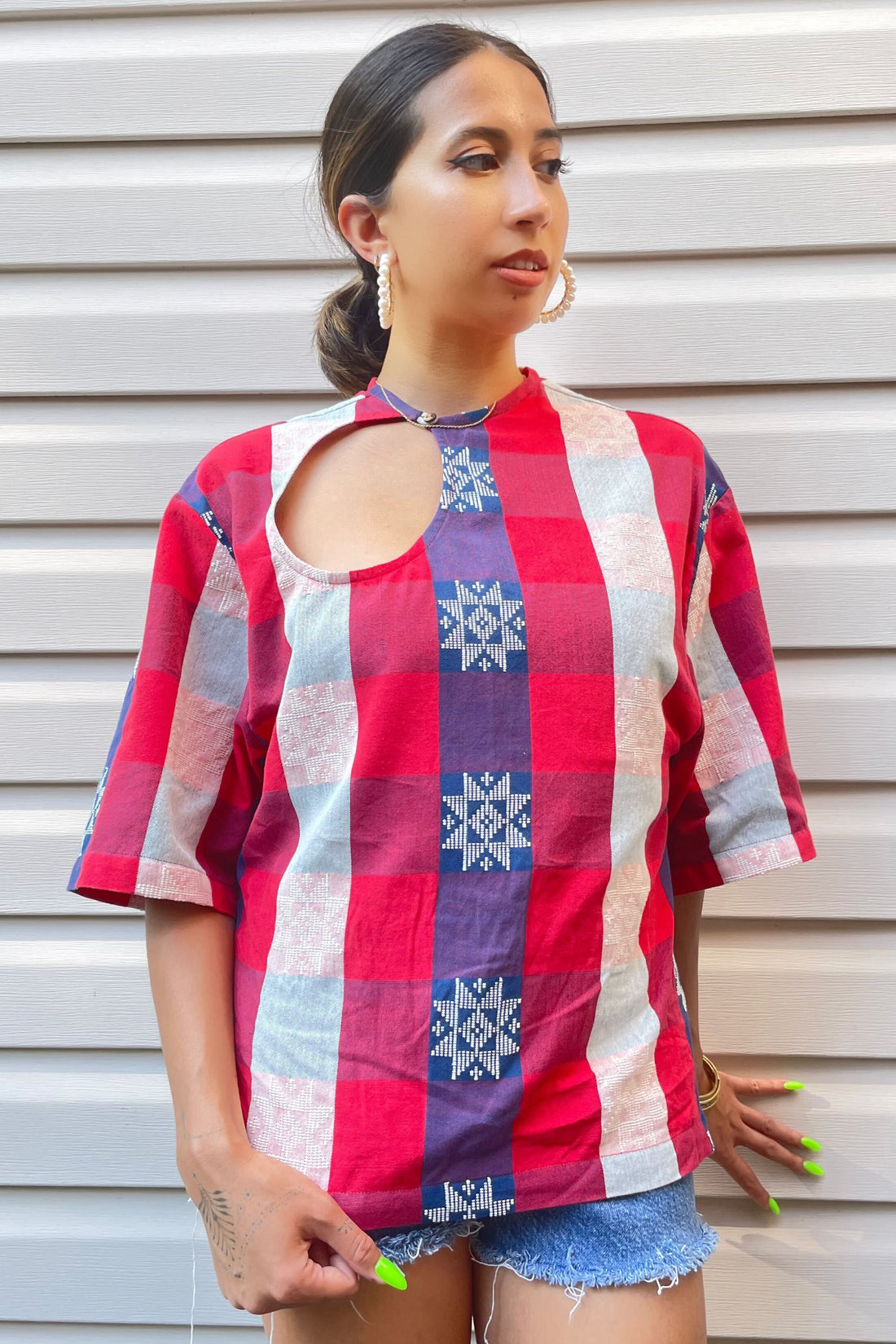 Oversized Inaul Cut-Out Shirt (Tala)