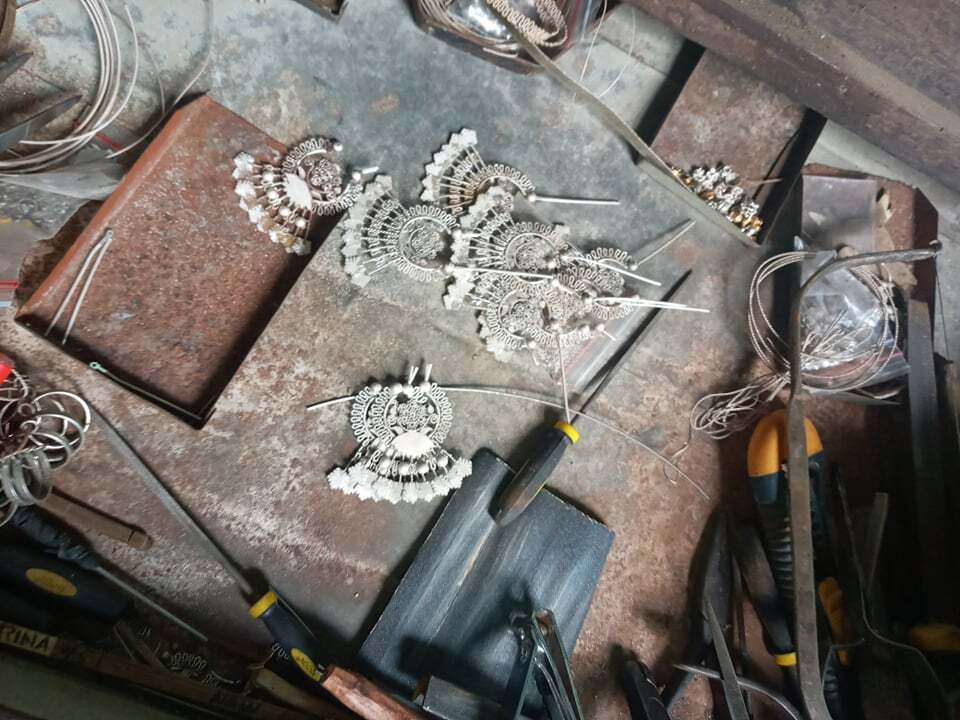 Banaba Flower Creolla Earrings, process shot