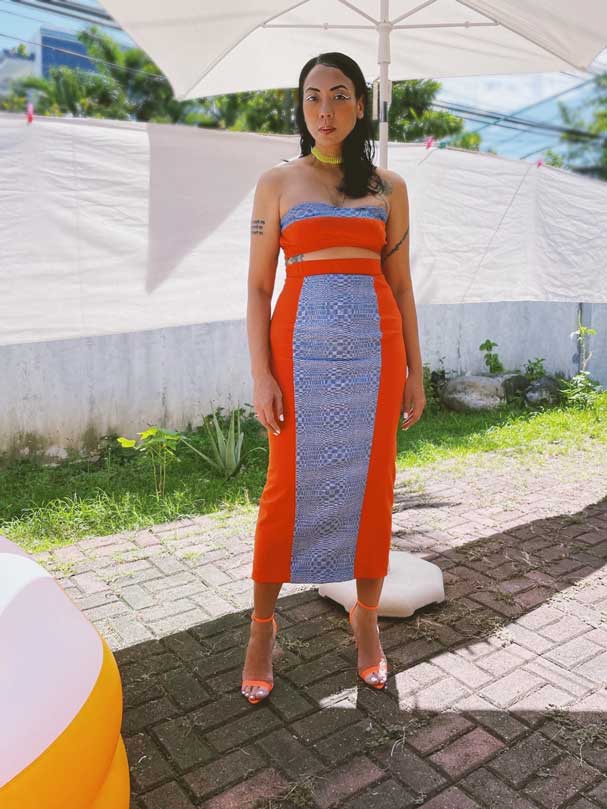 model is 5'8" and is wearing a small